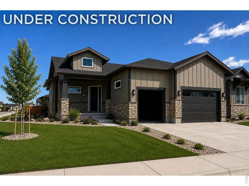 863 Clydesdale Dr, Windsor
