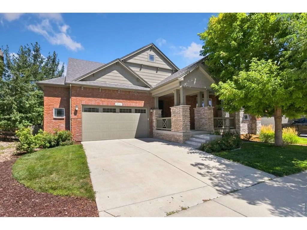 2044 Cutting Horse Dr, Fort Collins