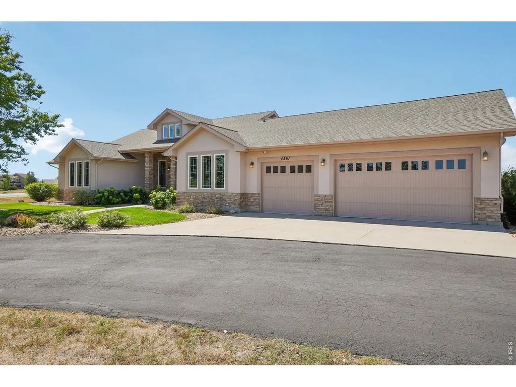 4251 Malibu Dr, Berthoud