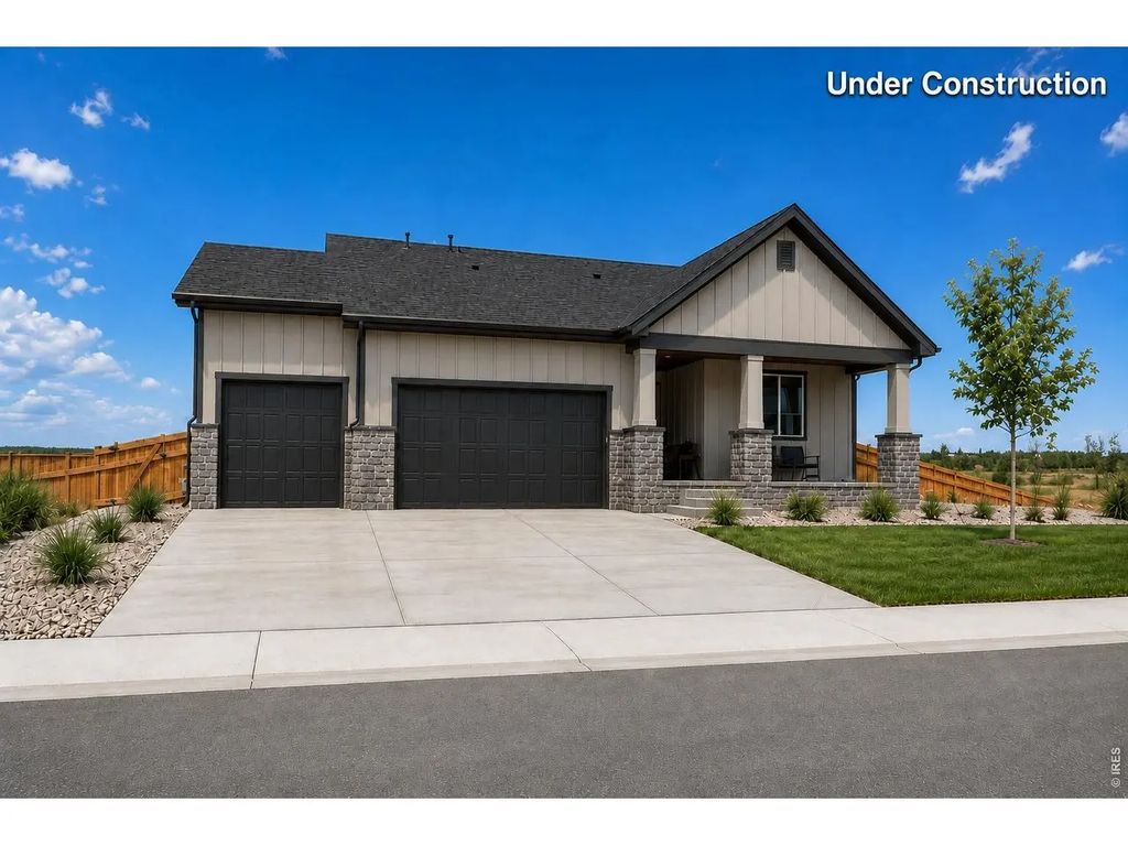 835 Doubleleaf Dr, Windsor