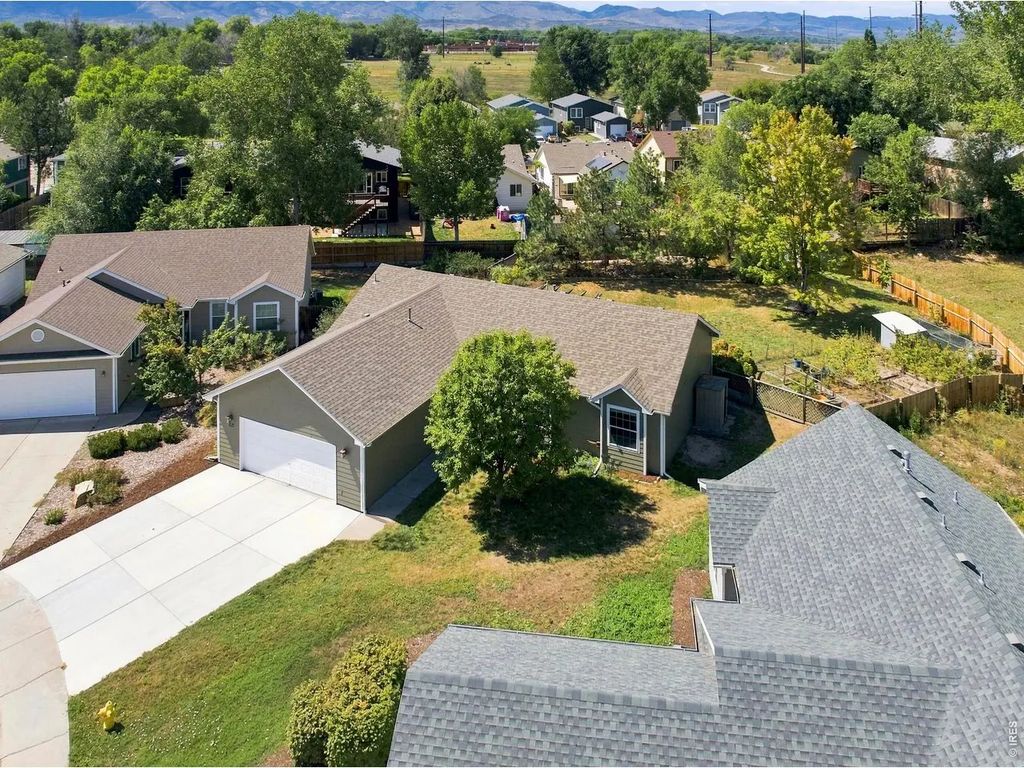 825 Madera Ct, Fort Collins