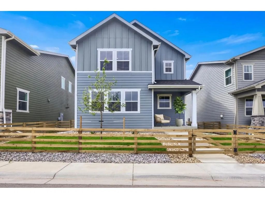 909 Nettle Ln, Fort Collins