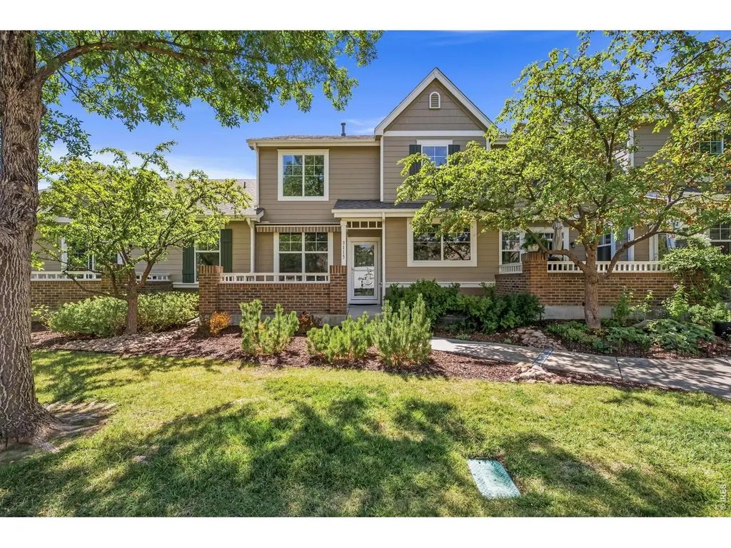 3115 New Castle Dr, Loveland