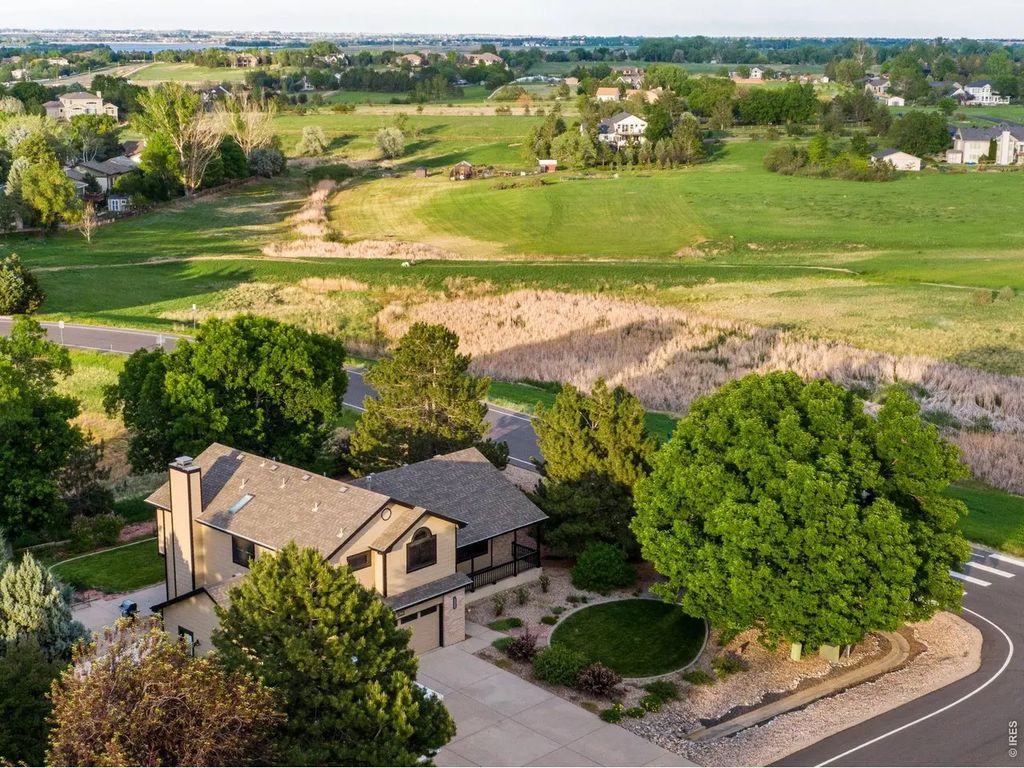 422 Hillsboro Ct N, Fort Collins