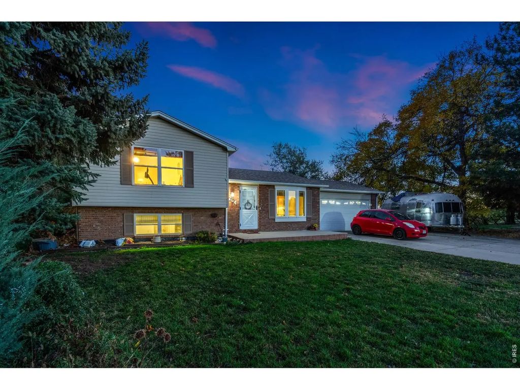 204 E 50th St, Loveland