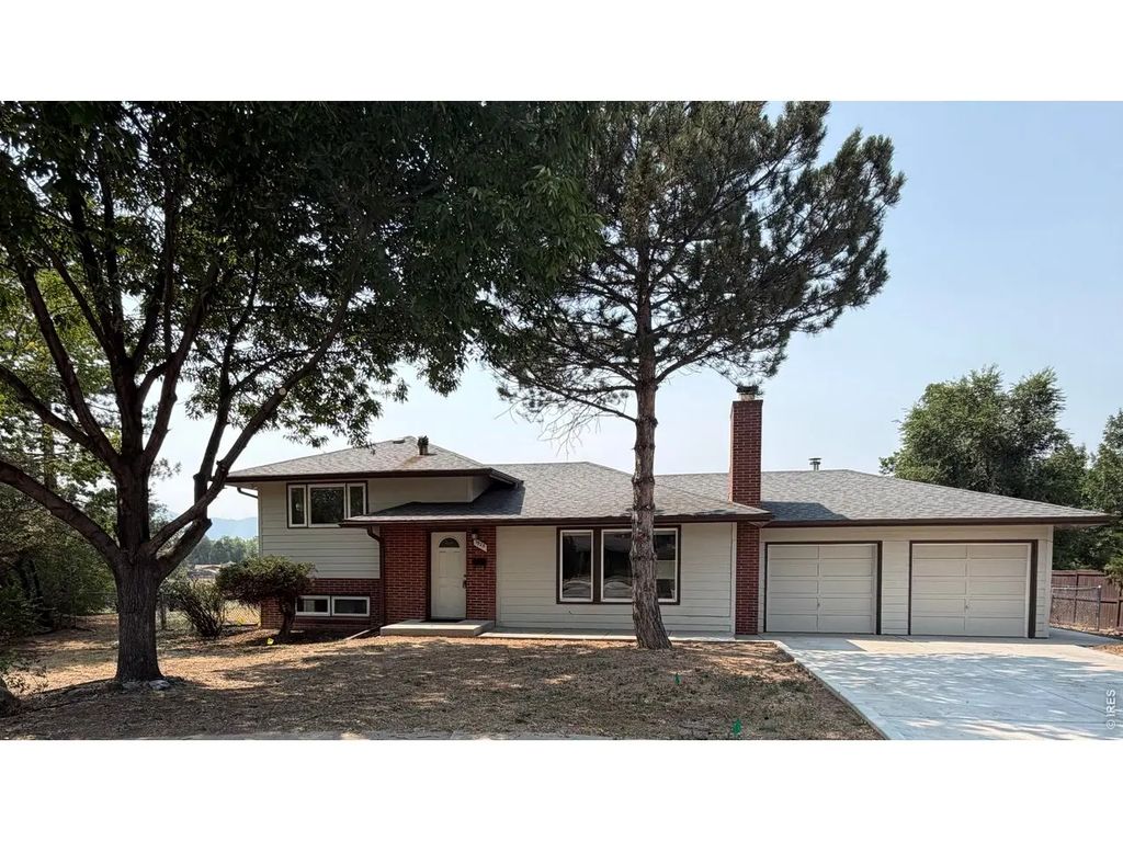1925 S Crestmore Ct, Fort Collins
