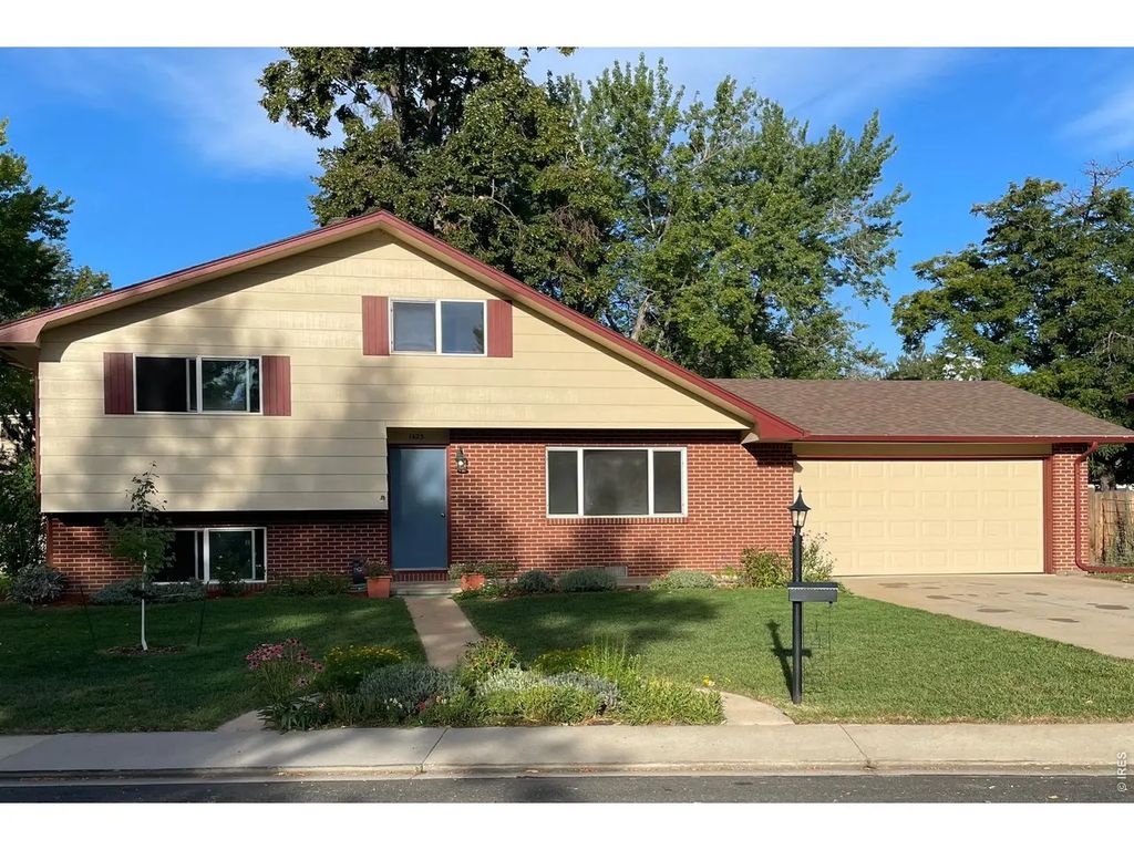 1423 Frontier St, Longmont