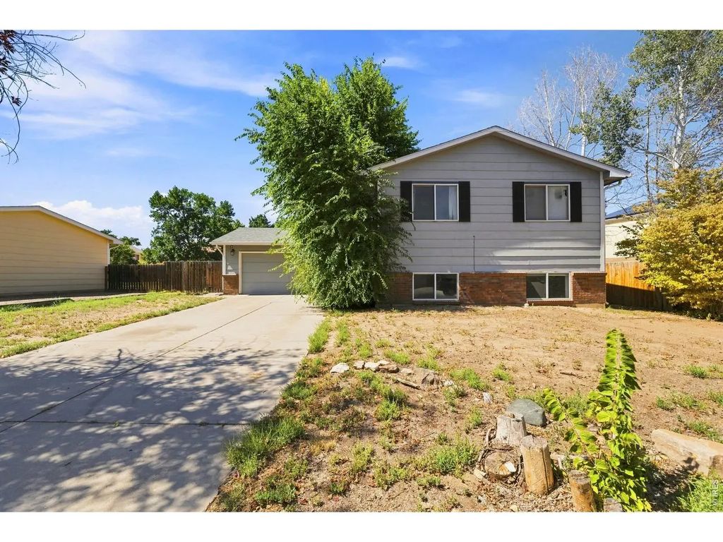 117 43rd Ave Ct, Greeley