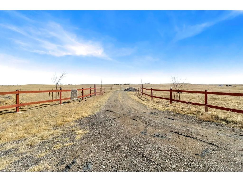 Curtis Ln, Fort Collins