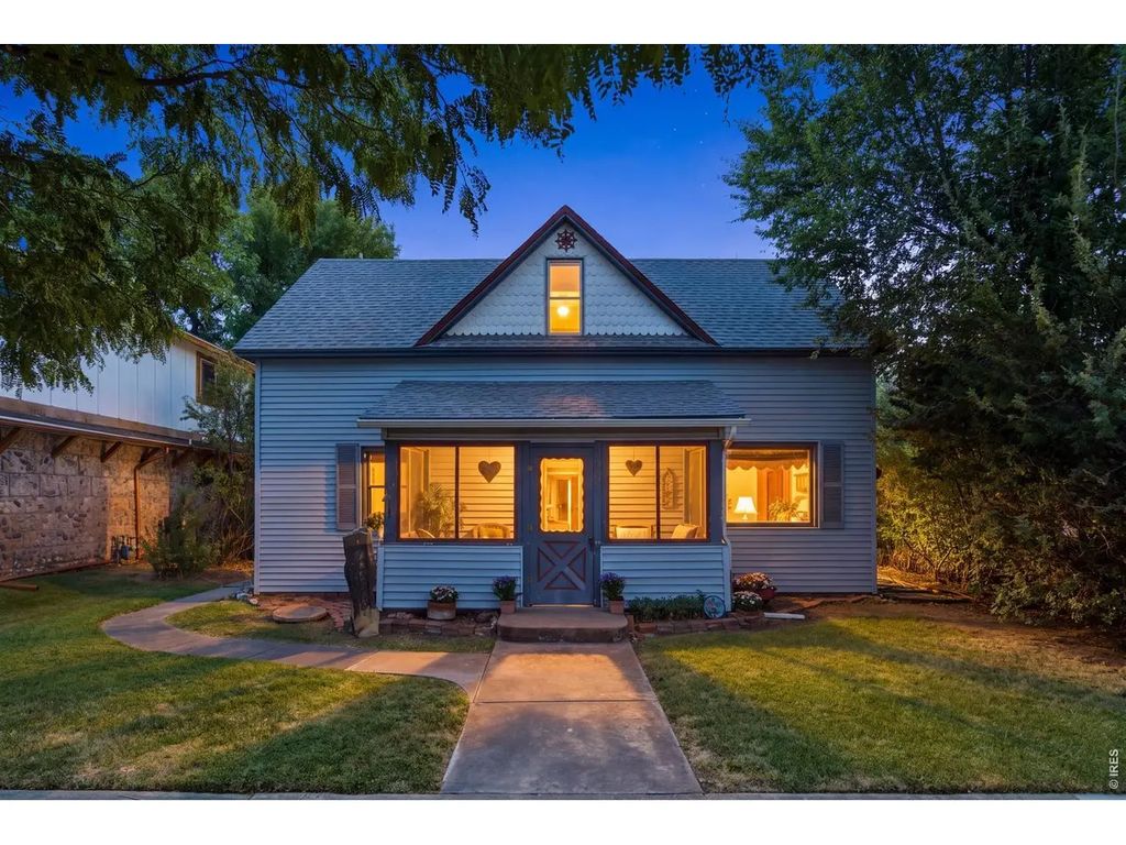 29 Walnut St, Windsor