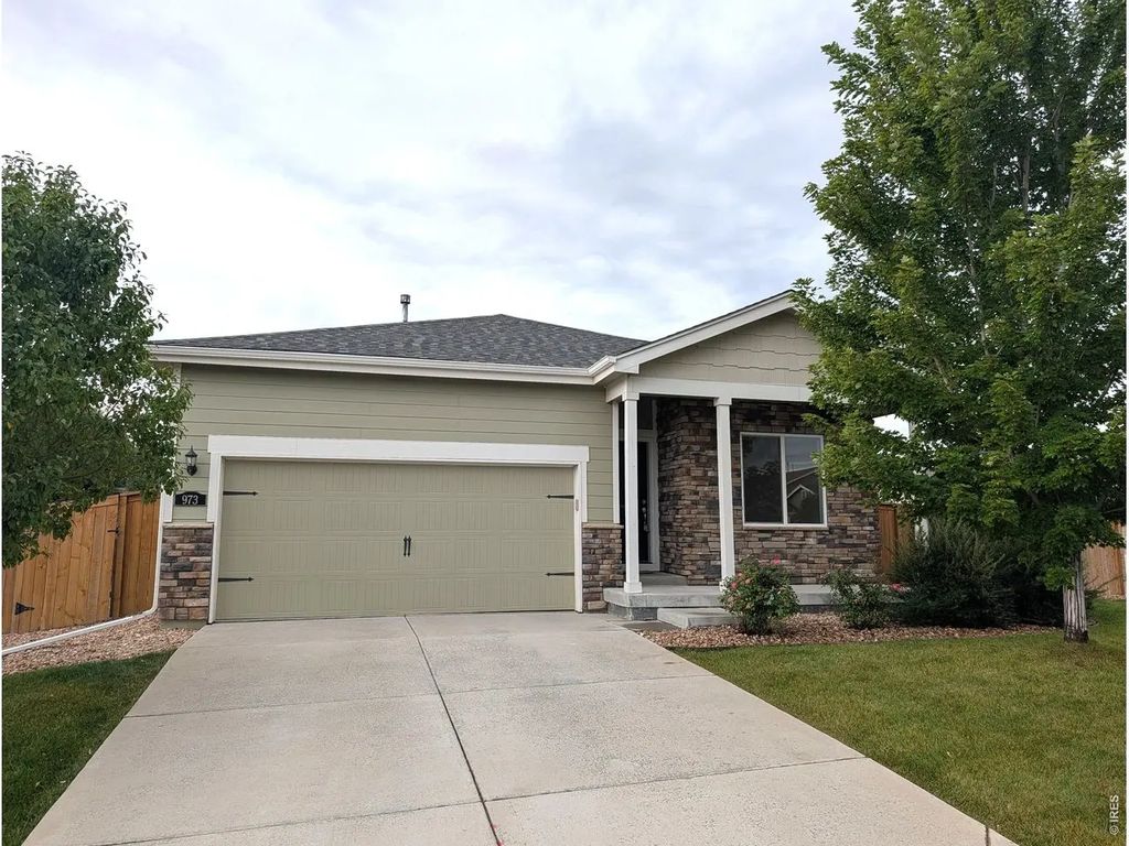 973 Ranchhand Dr, Berthoud