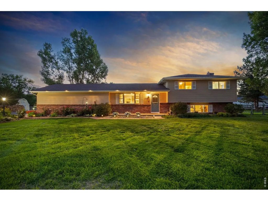 1709 Carriage Ln, Fort Collins