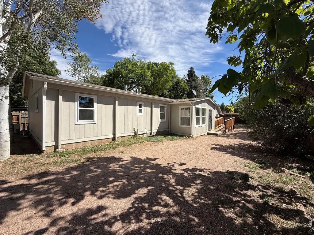 728 Rene Dr, Fort Collins