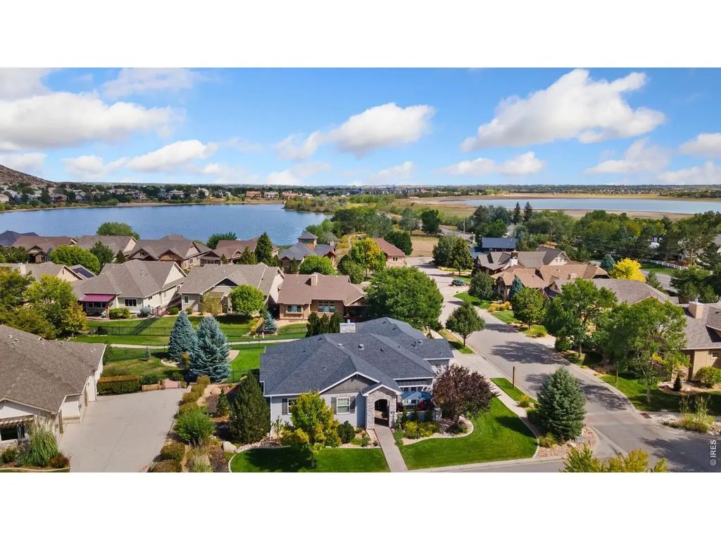 214 N Cove Dr, Loveland