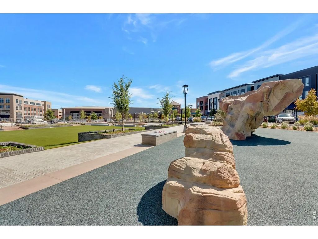 622 Central Park Cir, Superior Property Listing: MLS® #1068833