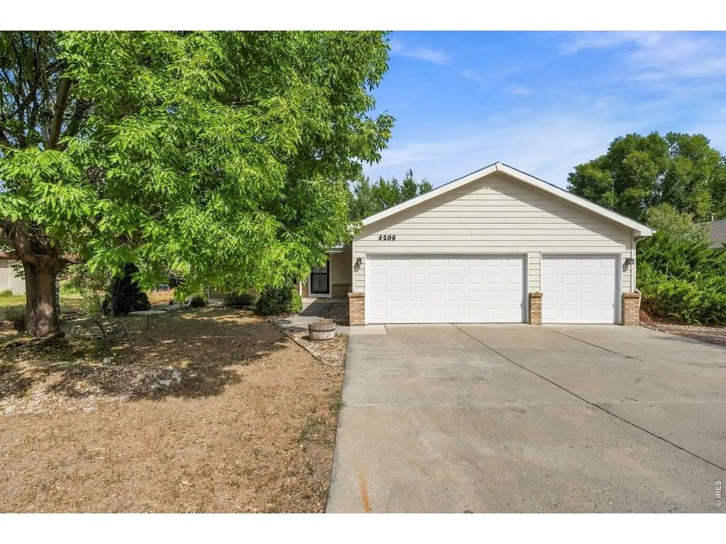 4205 14th St Sw, Loveland