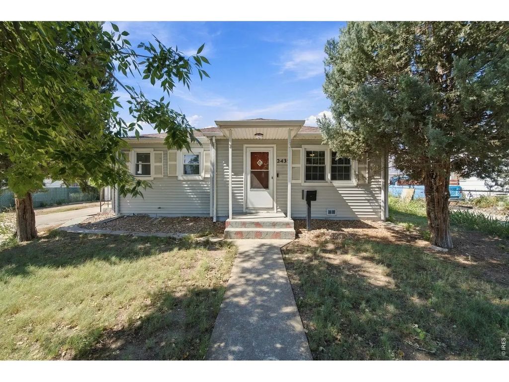 2439 10th Ave Ct, Greeley