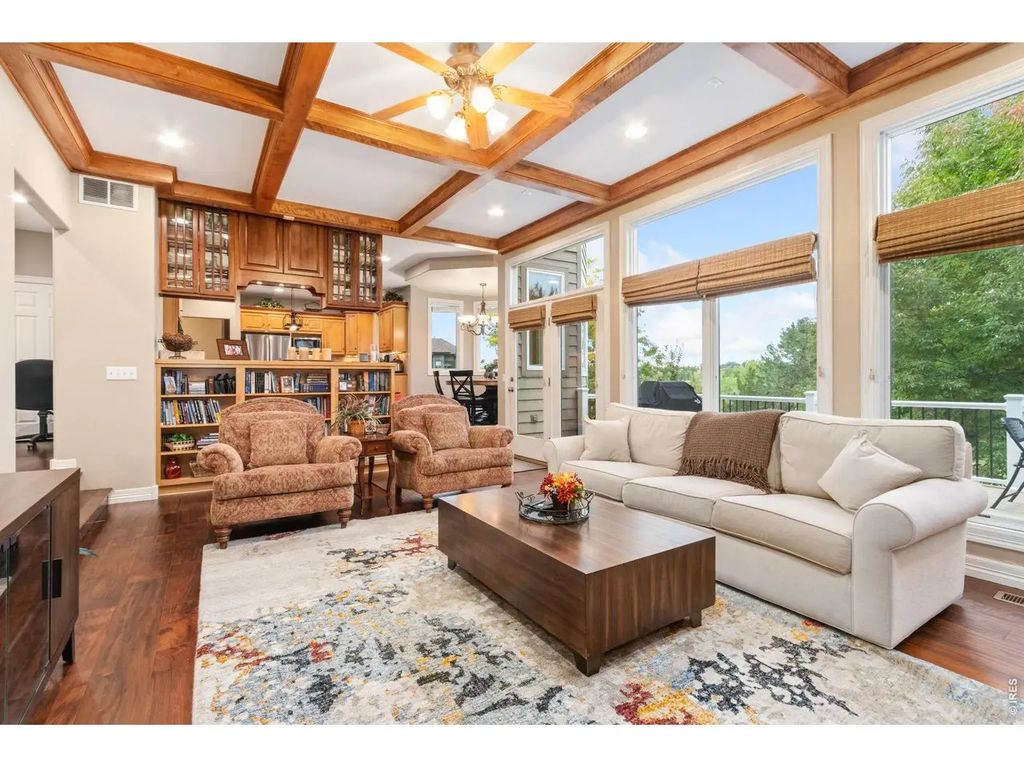 6038 Huntington Hills Dr, Fort Collins Property Listing: MLS® #1069860