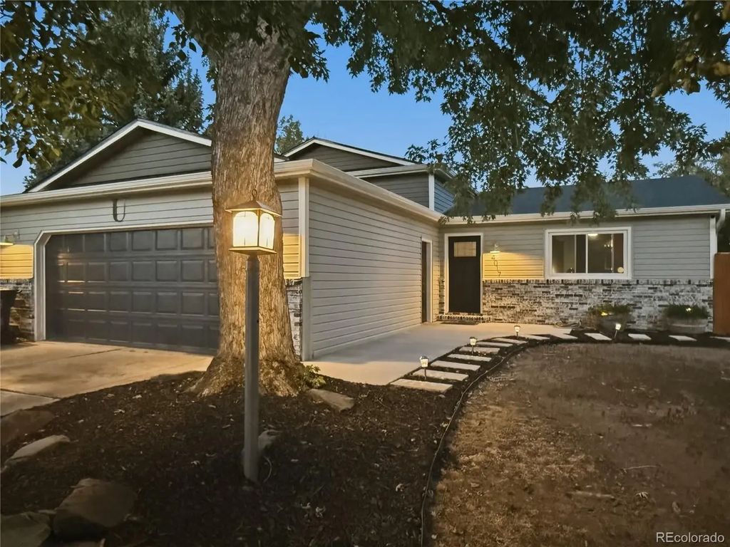 4017 Boulder Dr, Loveland