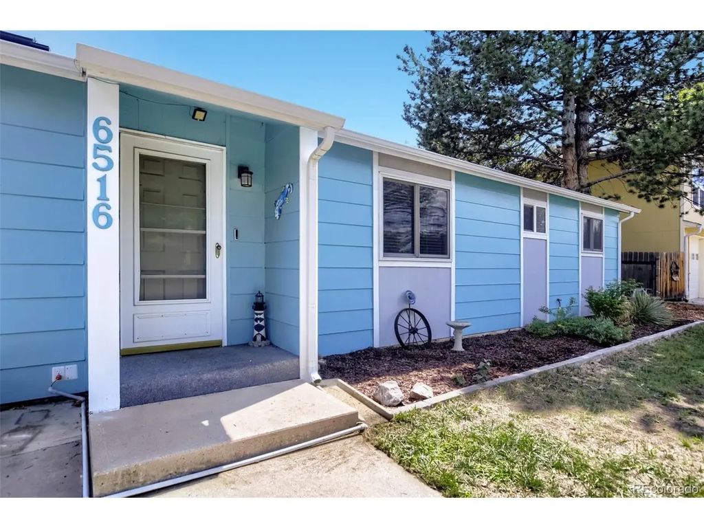 6516 Orbit Way, Fort Collins