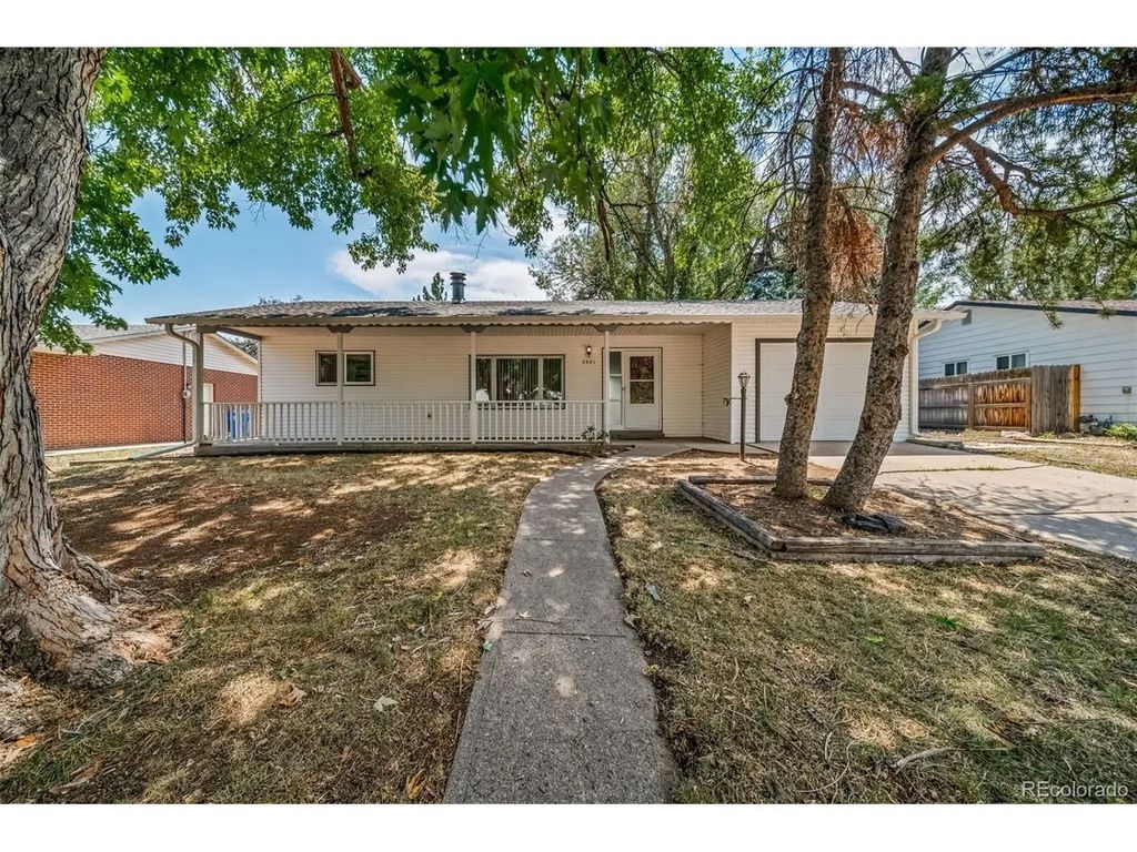 2421 Tamarac Dr, Fort Collins