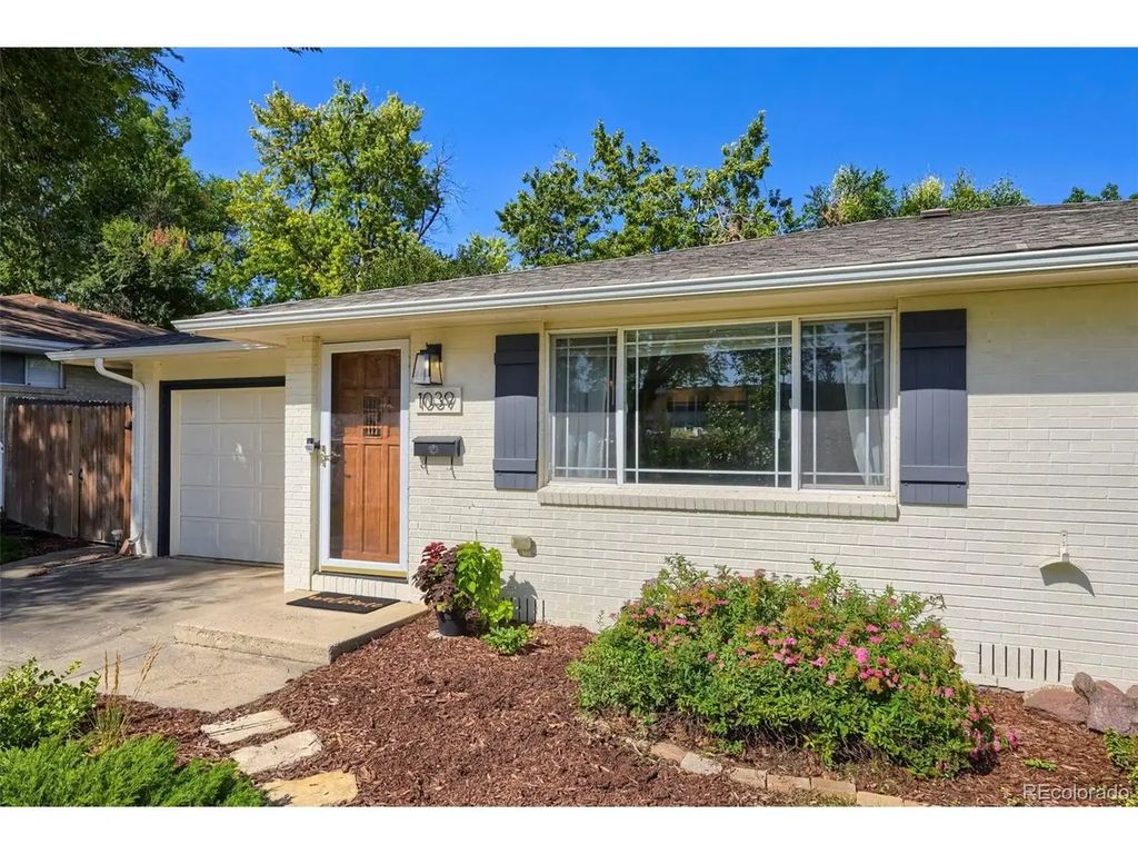 1039 Sunset St, Longmont