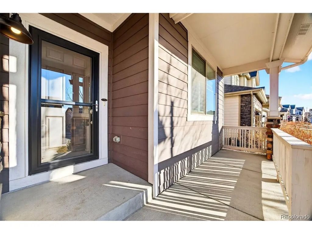 2884 Echo Lake Dr, Loveland Property Listing: MLS® #2980756