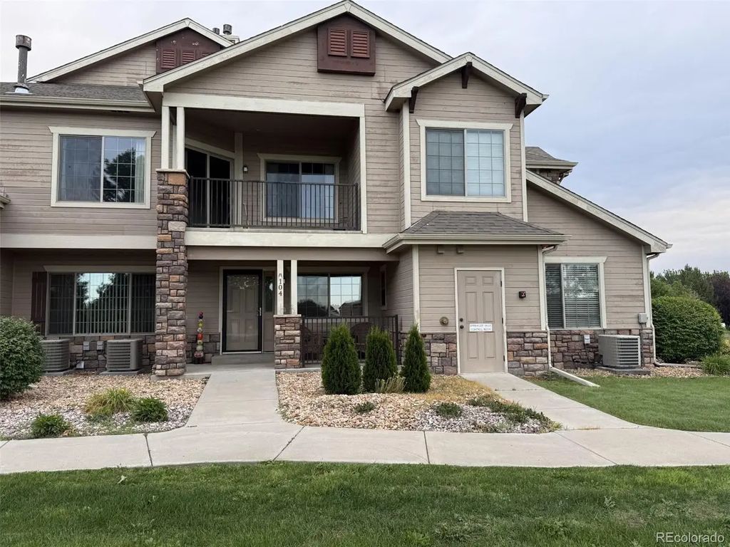 585 Callisto Dr 104, Loveland