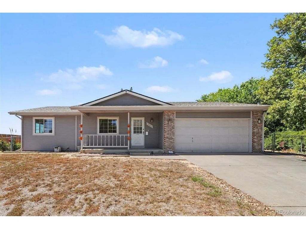 4735 Kings Canyon Dr, Greeley