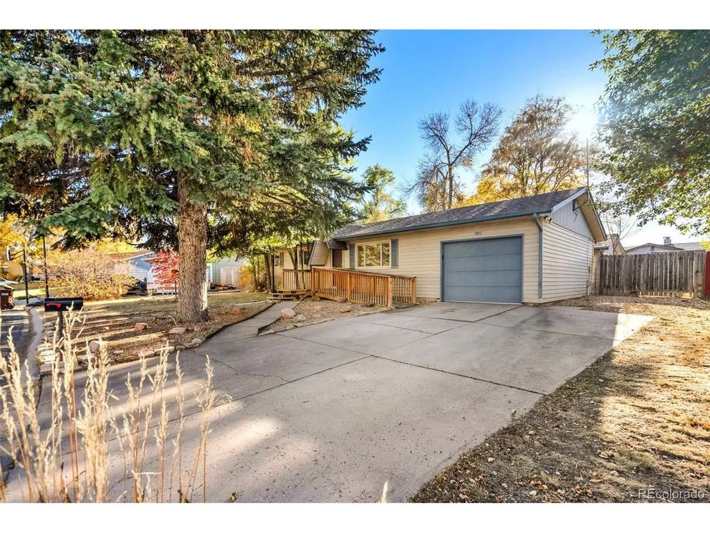 5915 Mercury Dr, Fort Collins