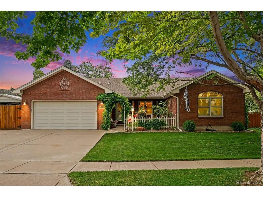 110 Sioux Dr, Berthoud