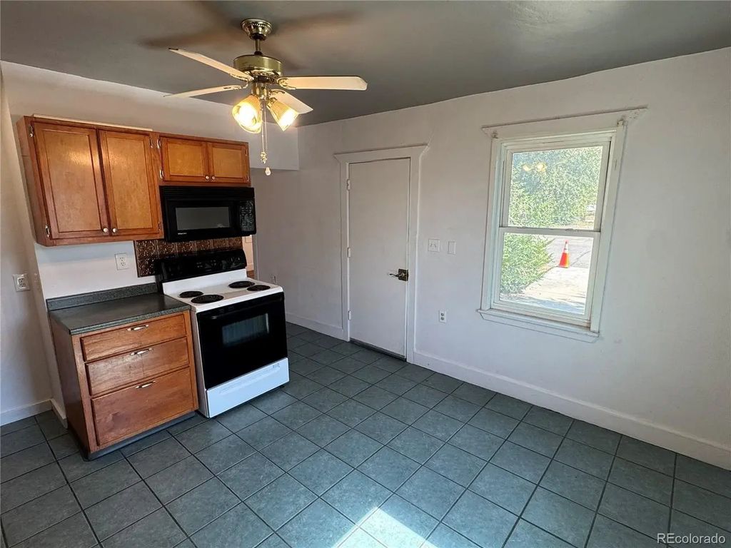 115 N 9th Ave, Brighton Property Listing: MLS® #3380827