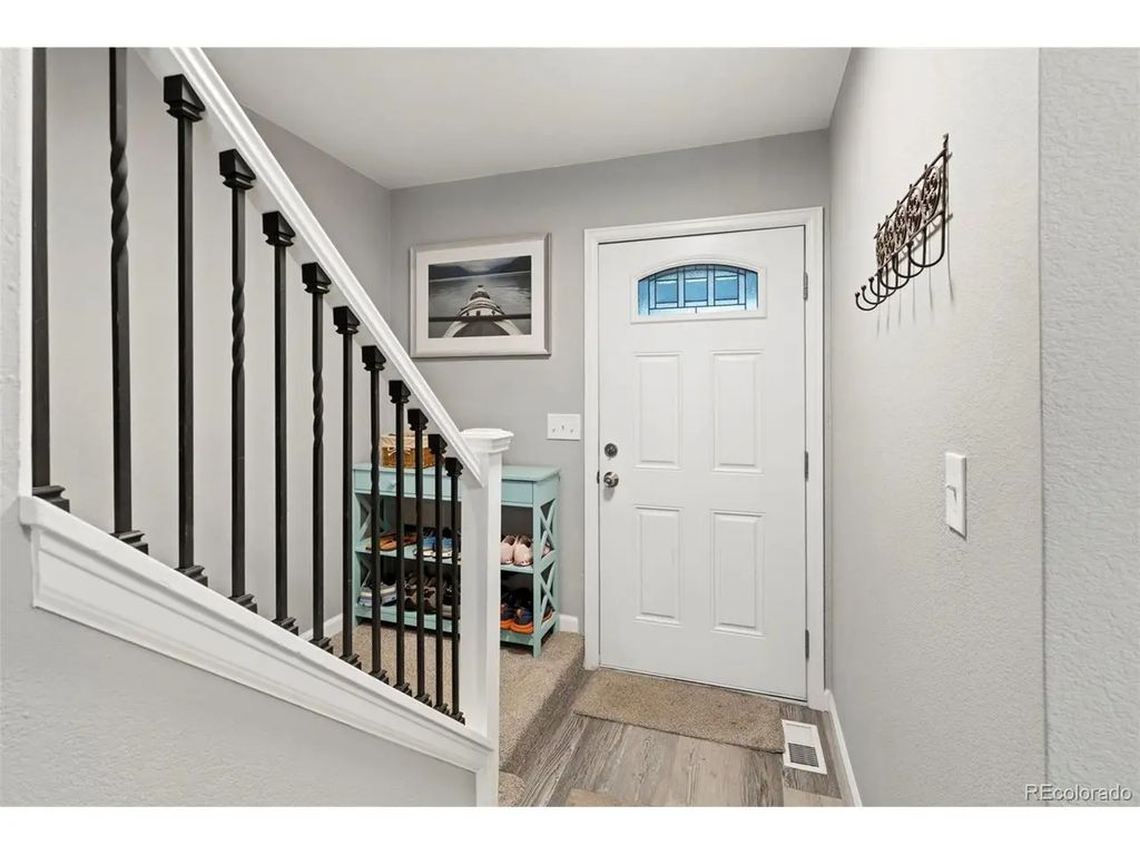 12035 Ivanhoe Ct, Brighton Property Listing: MLS® #3514055
