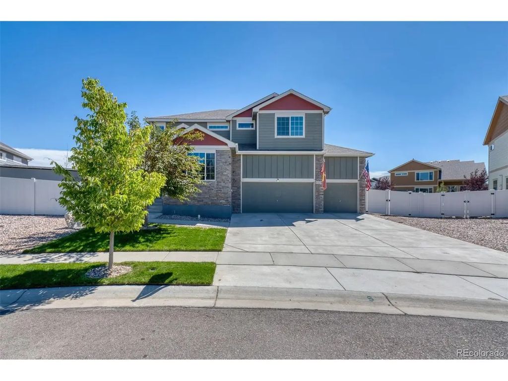 1218 Muskox St, Severance