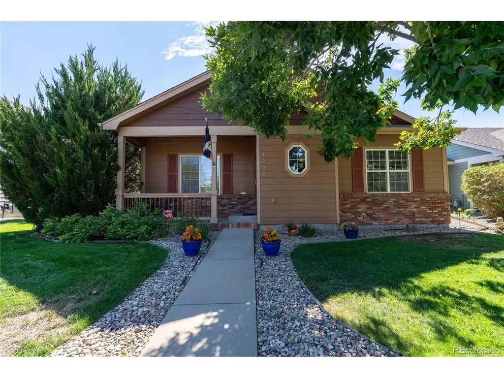 1738 E 11th St, Loveland