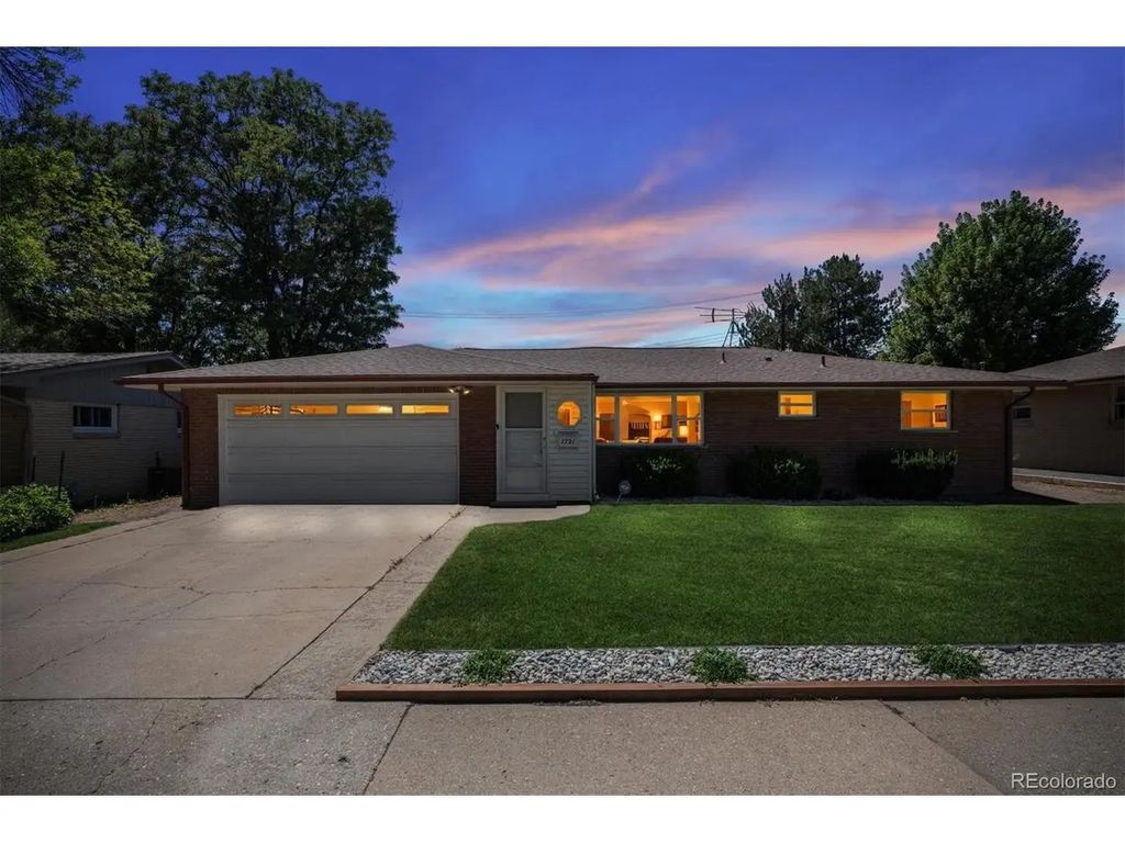 1721 Emery St, Longmont