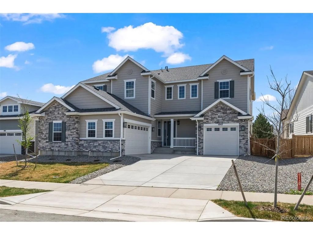 4043 Emerald Shore Dr, Loveland