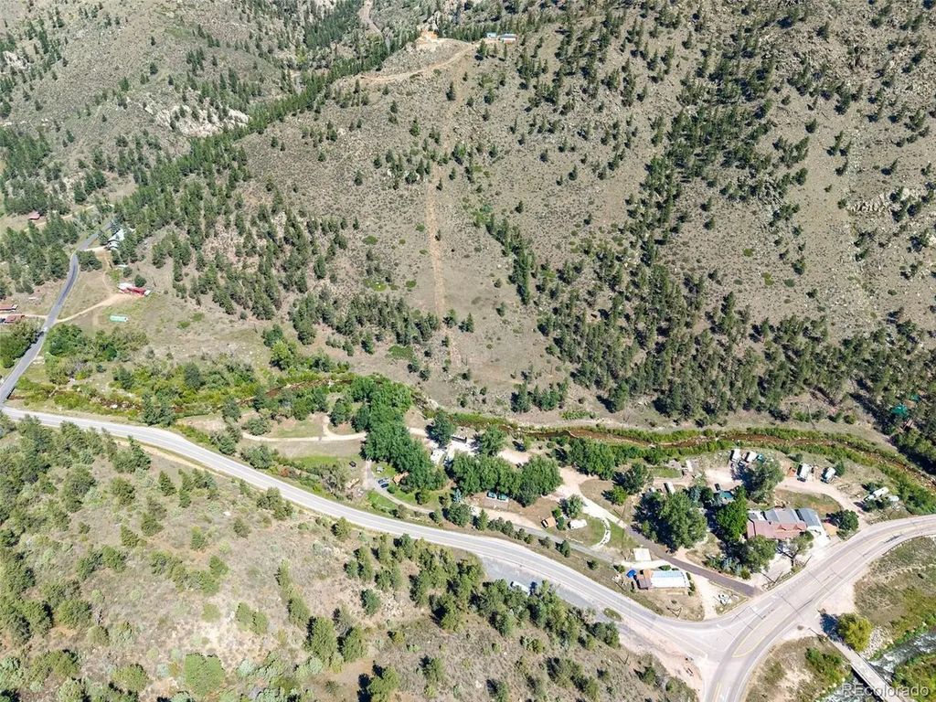 1607 W Highway 34, Drake