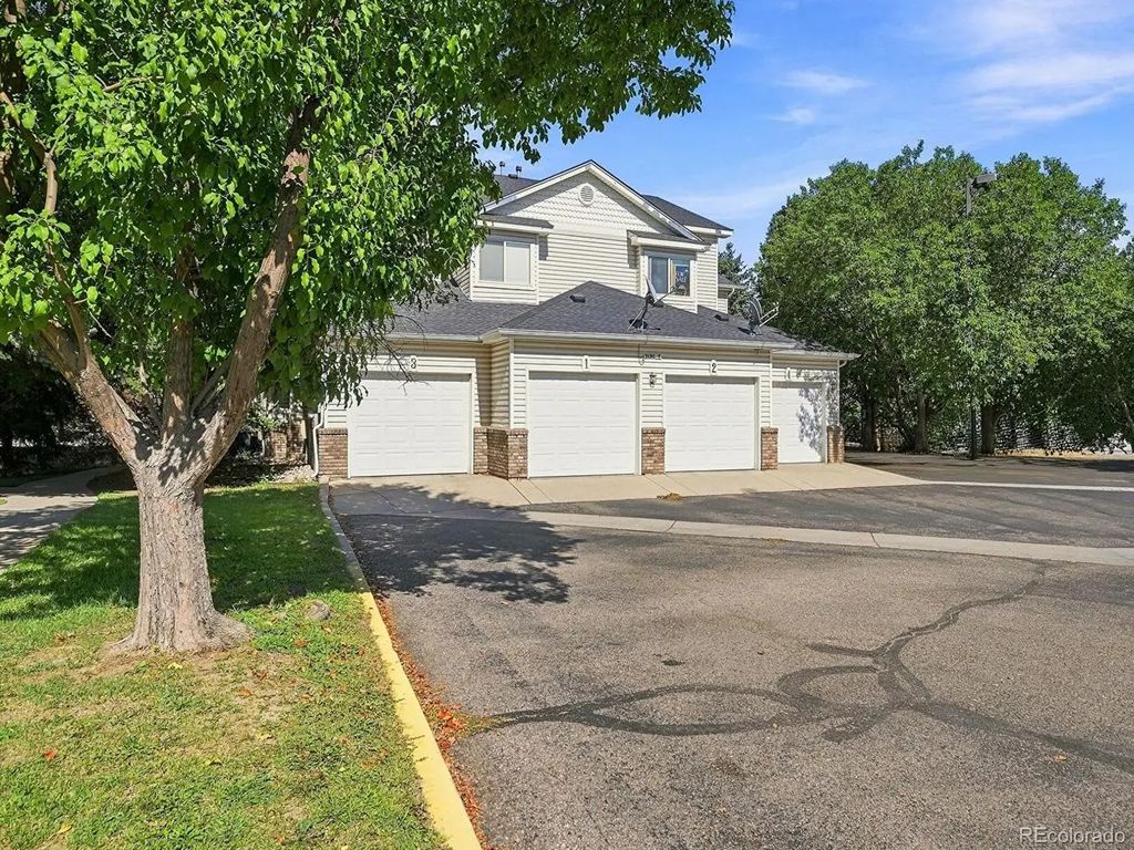 950 52nd Avenue Ct T4, Greeley