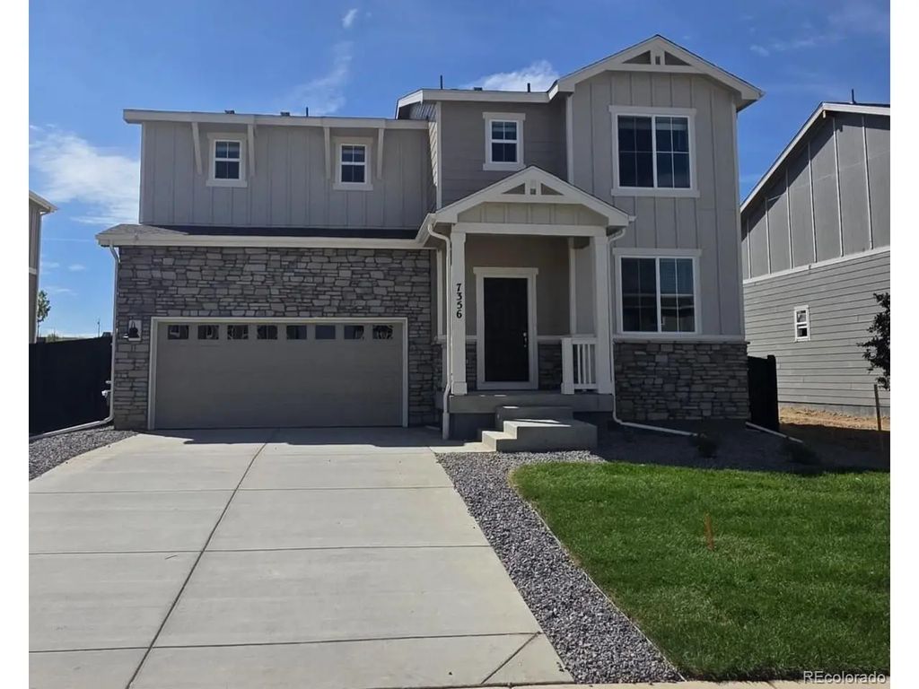 7356 27th Street Ln, Greeley