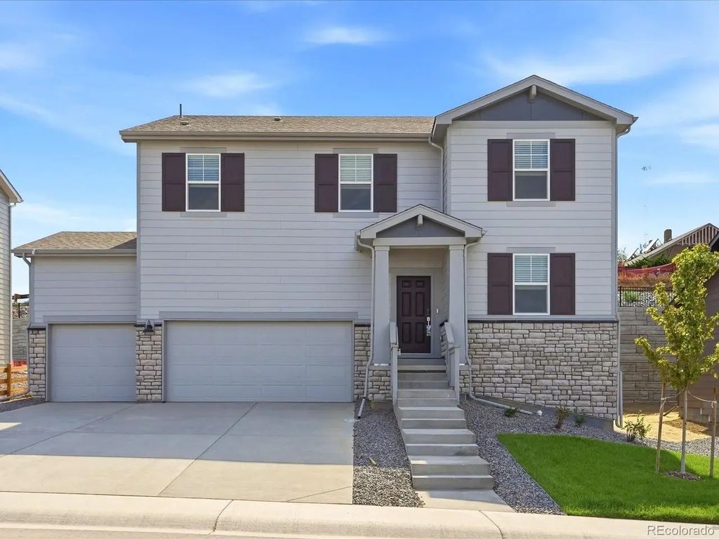 1660 Yampa River Dr, Windsor