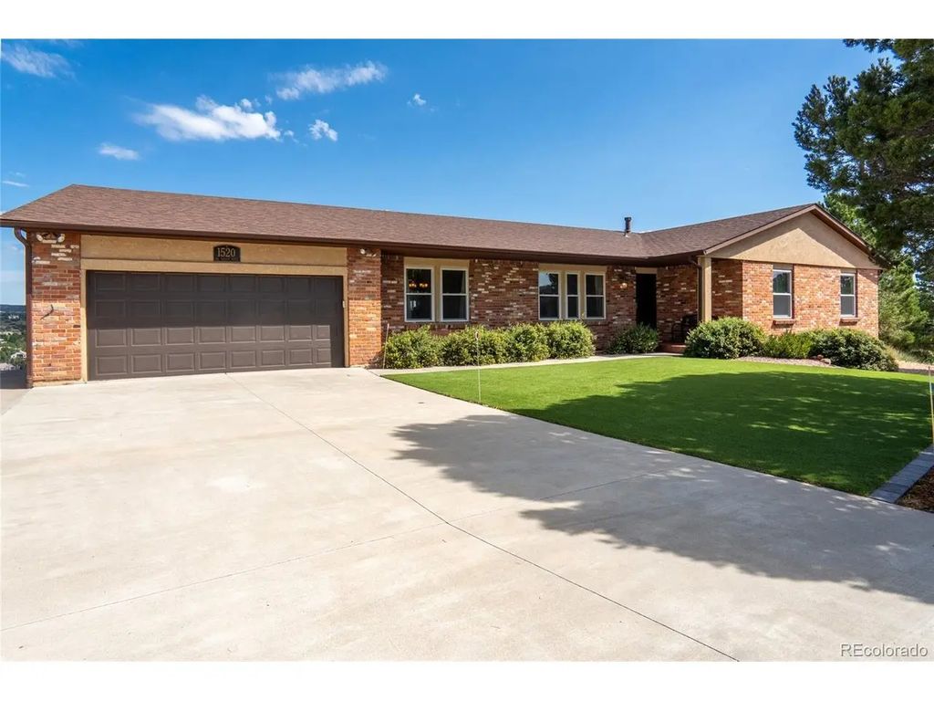 1520 Big Valley Dr, Colorado Springs