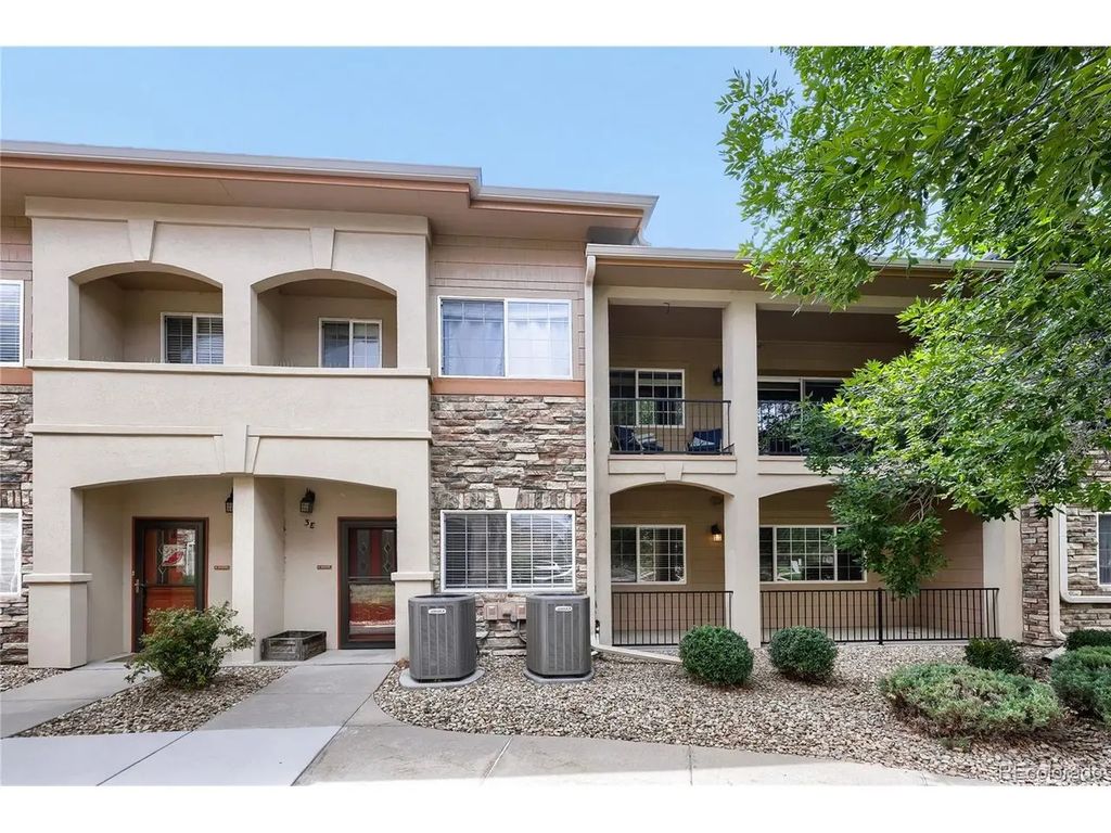 1703 Whitehall Dr 3e, Longmont