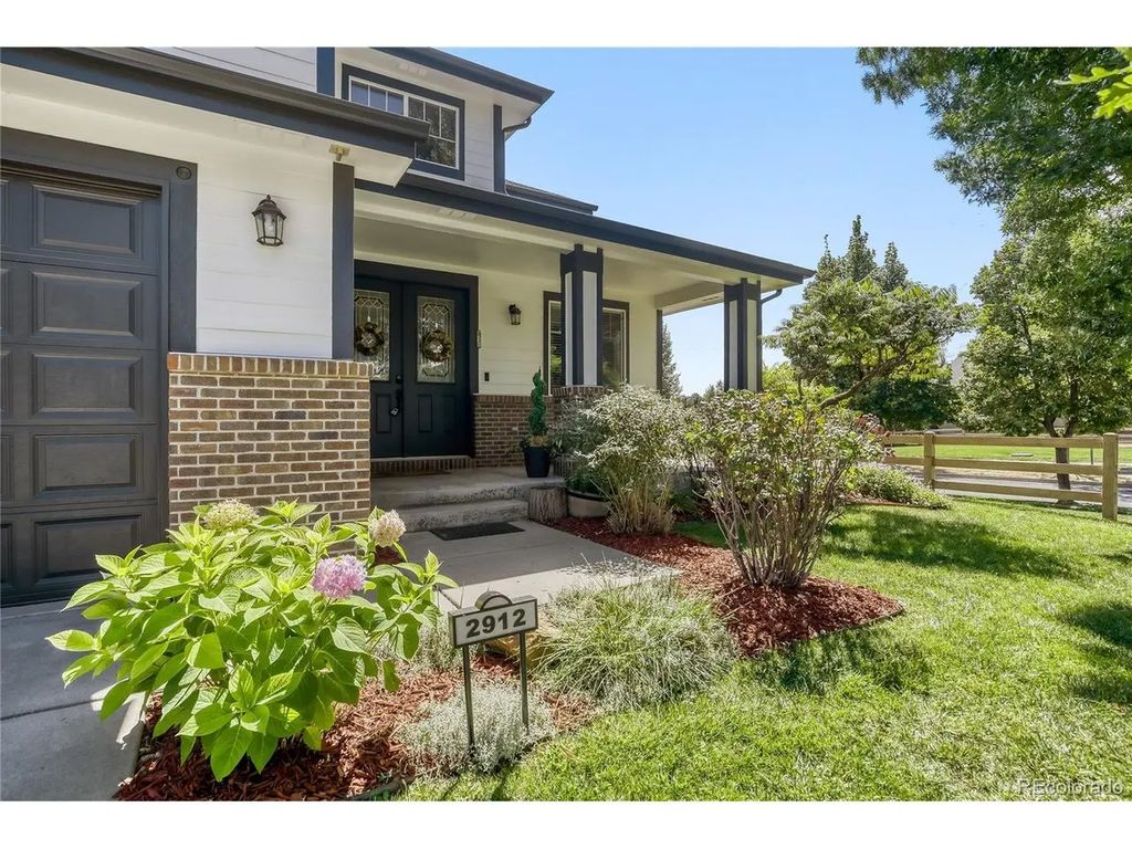 2912 Ariel Dr, Loveland