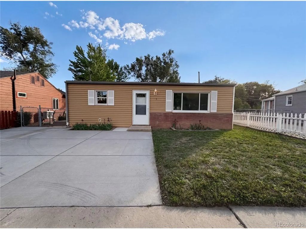 433 Sunnyside Ln, Longmont