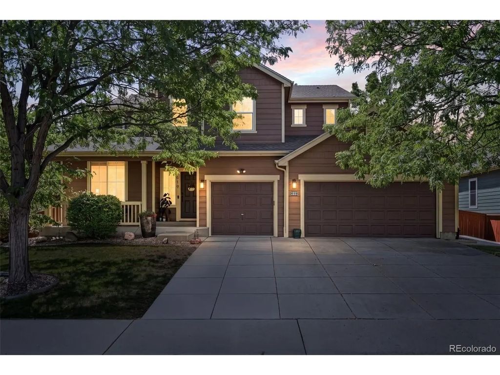 619 Folklore Ave, Longmont