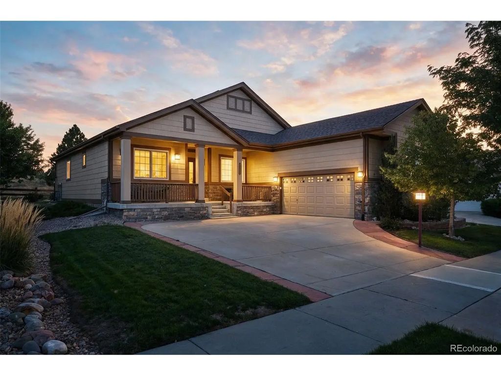 8161 S Quatar Cir, Aurora
