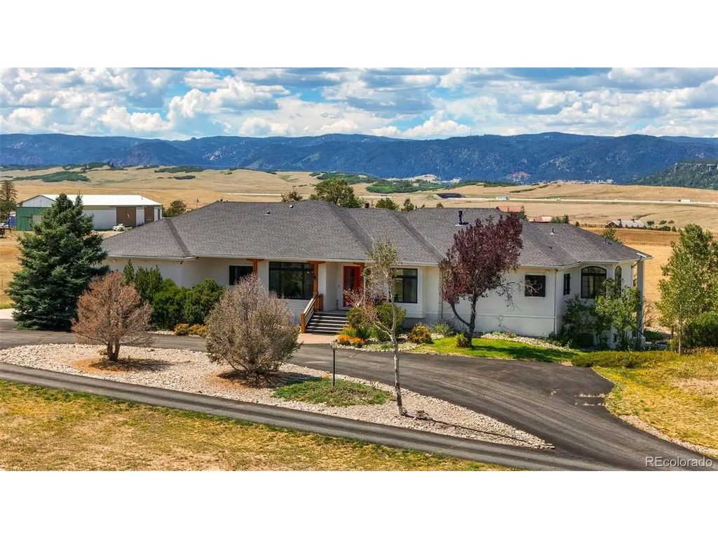 13273 Furrow Rd, Larkspur