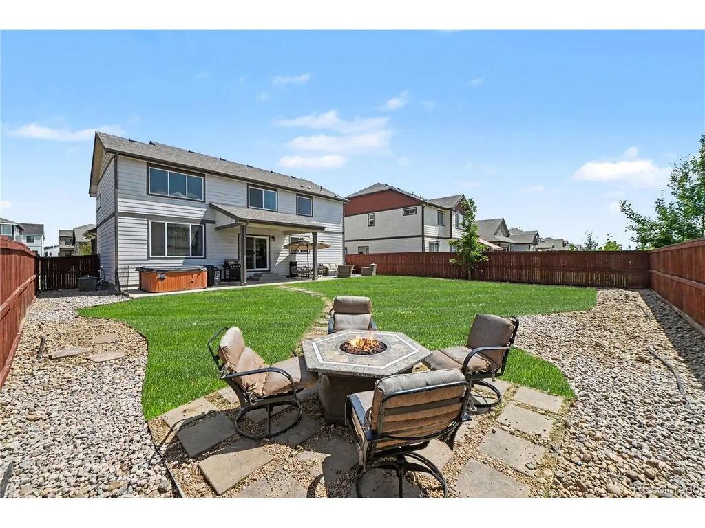 1676 Country Sun Dr, Windsor