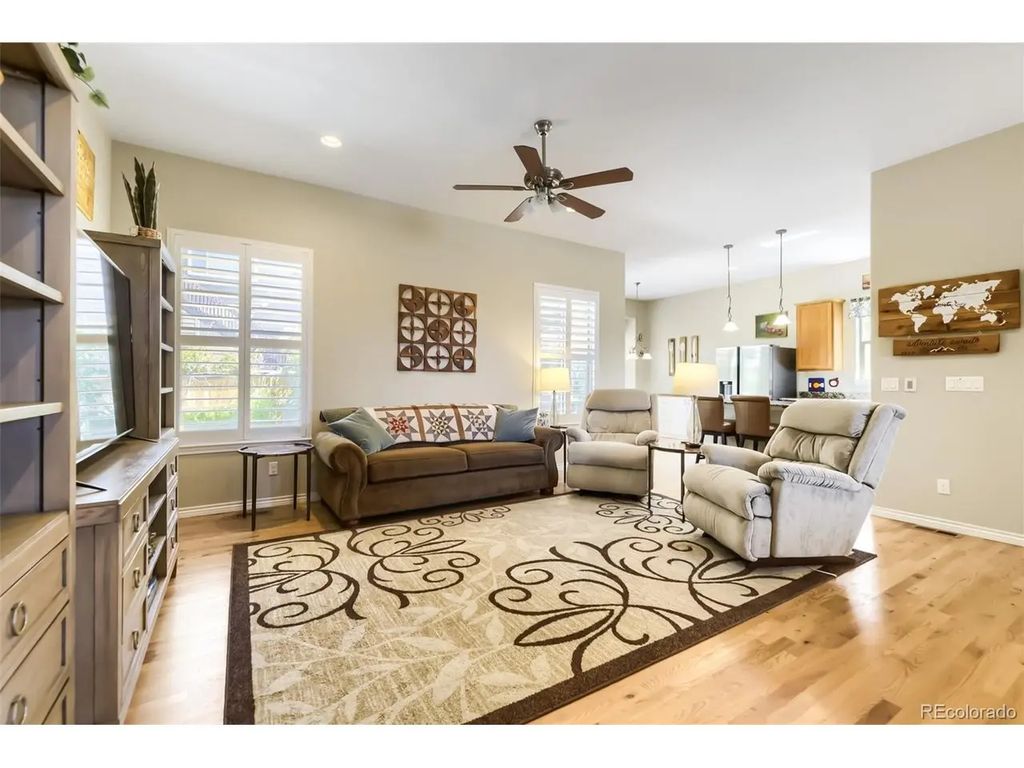 10052 Bristleridge St, Parker Property Listing: MLS® #6432895